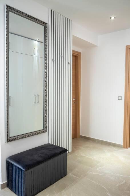 Luxury 2 Bedroom Apartment Bucureşti Eksteriør bilde